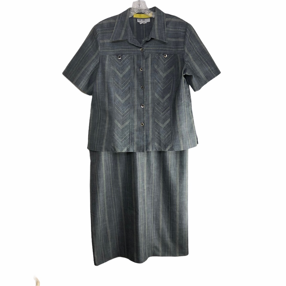 Lana Lee women’s blouse & skirt set gray with stripes size 16